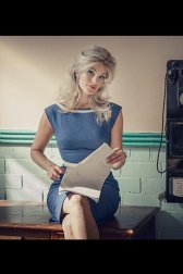 Смешная девчонка